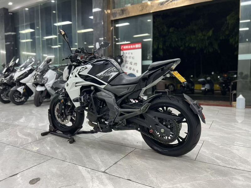 二手春风400NK