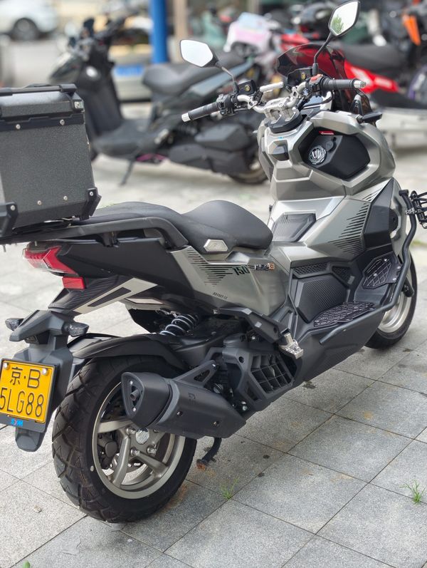 二手三阳哈士奇 Husky ADV150