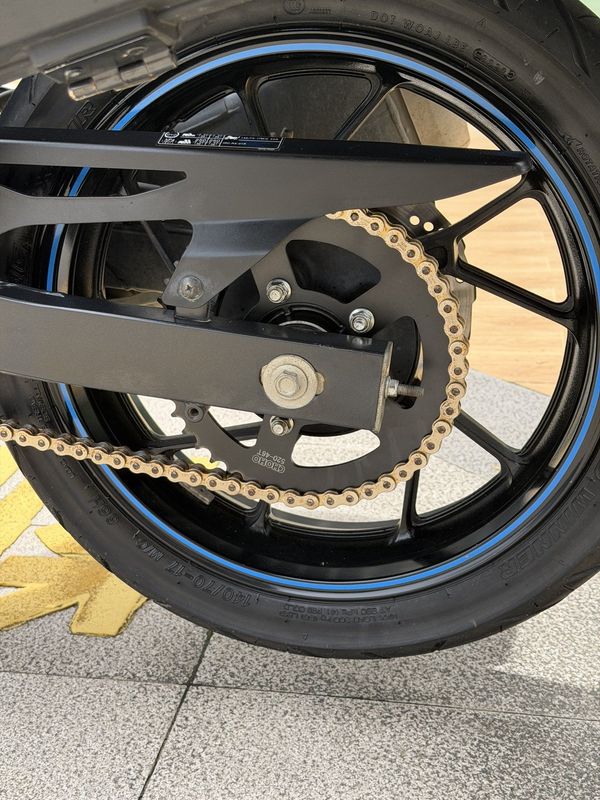 二手豪爵铃木DL250