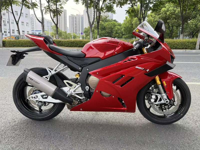 二手张雪机车820RR