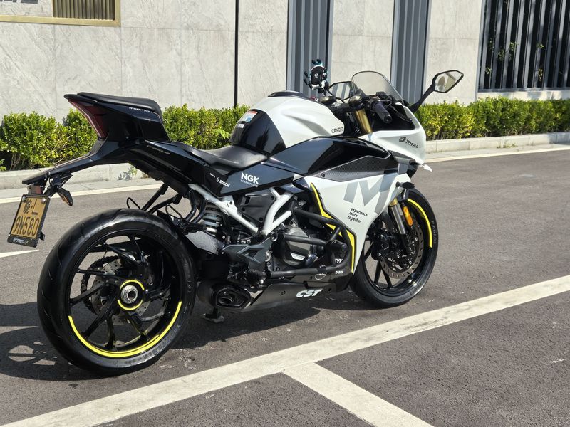 二手春风250SR