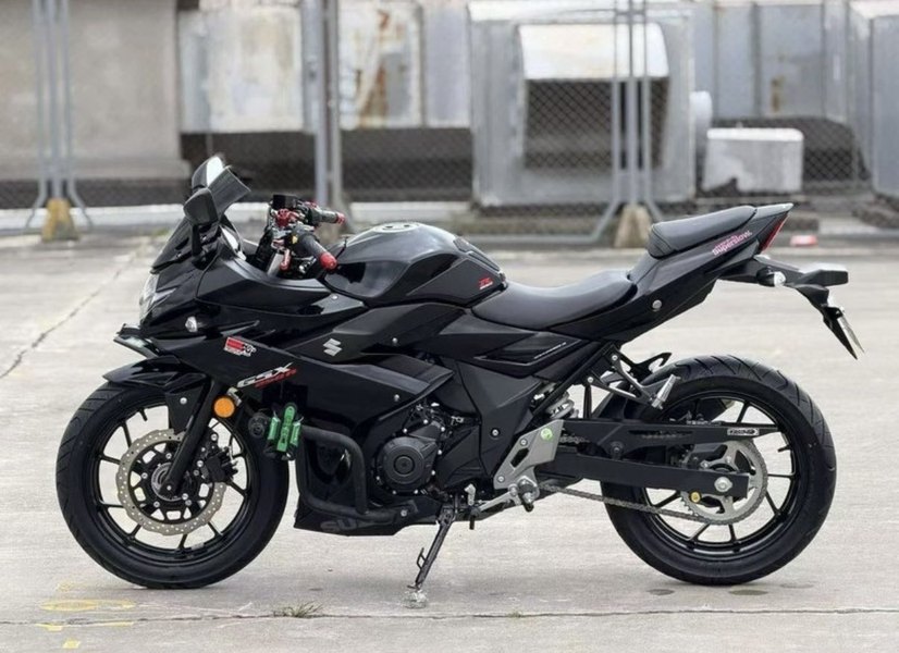 二手豪爵铃木GSX250R