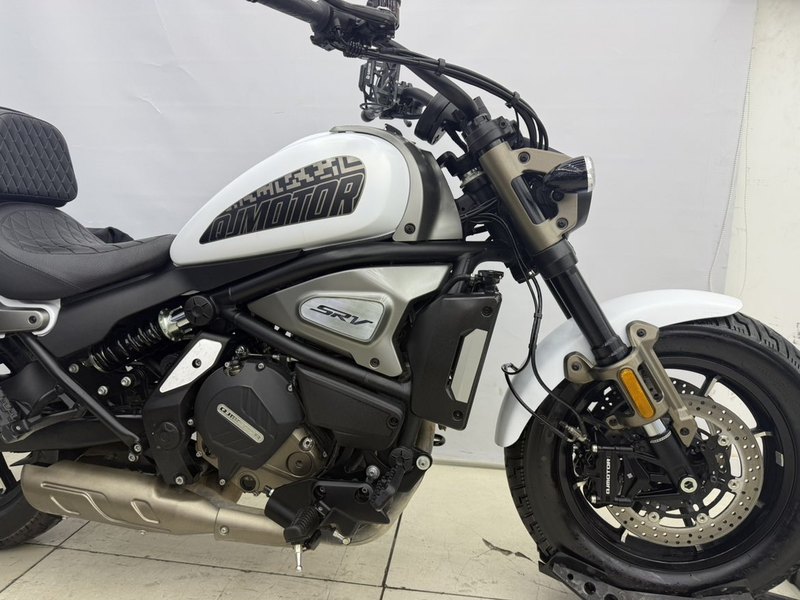 二手QJMOTOR闪700