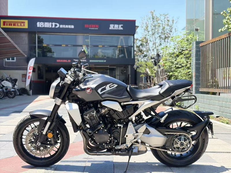 二手本田CB1000R