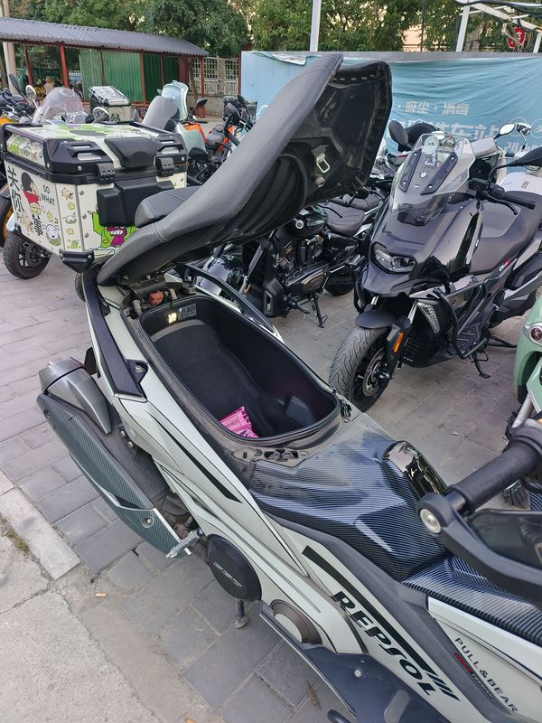 二手光阳AK550