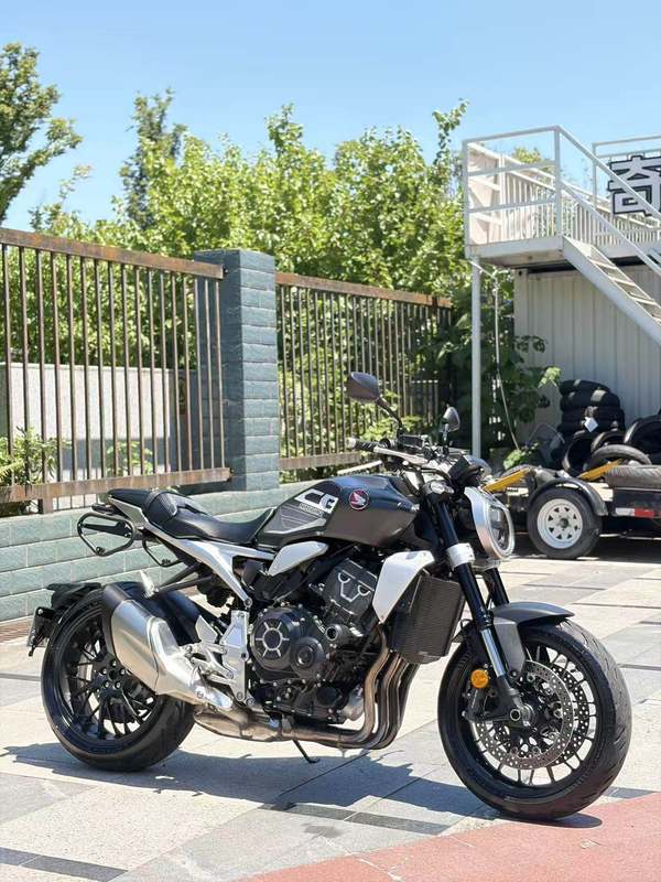二手本田CB1000R