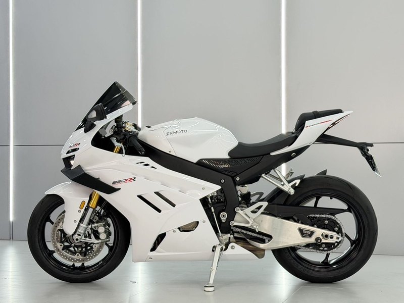 二手张雪机车820RR