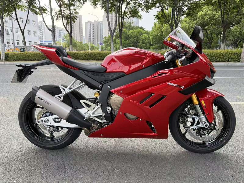 二手张雪机车820RR