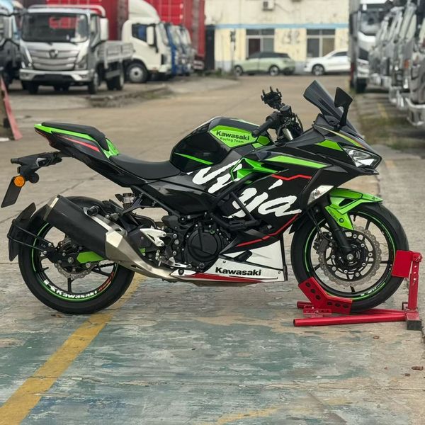 二手川崎Ninja 400