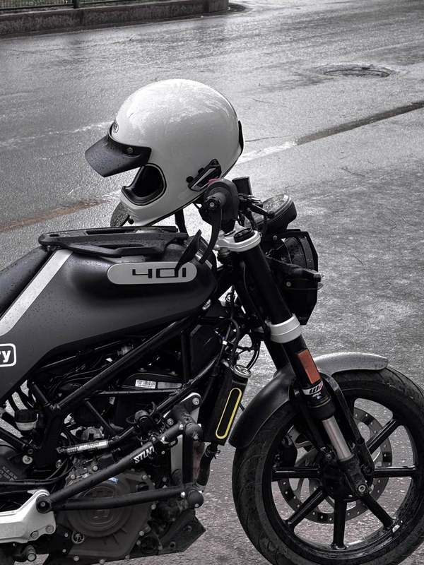 二手HUSQVARNA黑箭 401
