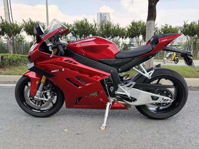 二手张雪机车820RR