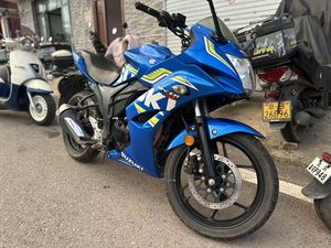 二手济南铃木极客飒 Gixxer 155
