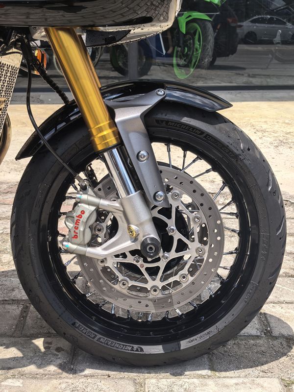 二手凯旋Thruxton