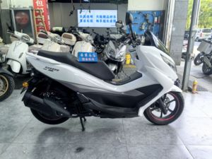 二手豪爵UHR150