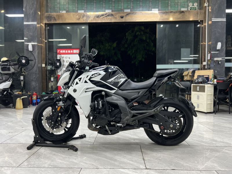 二手春风400NK