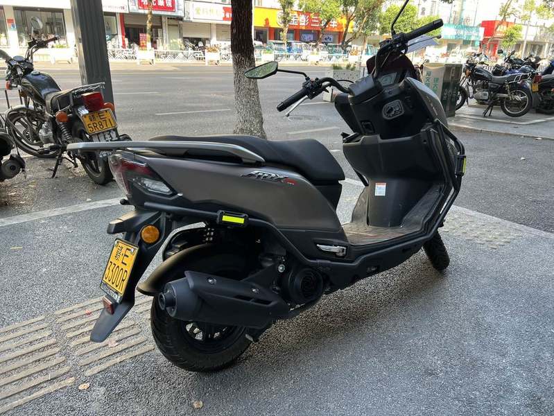 二手豪爵ADX125