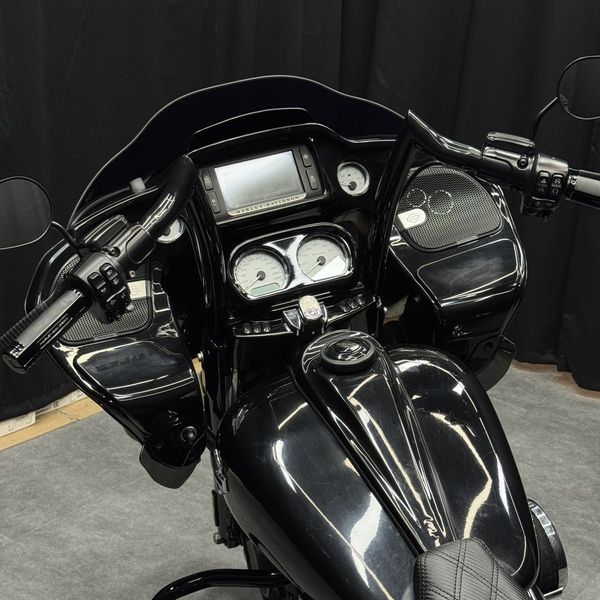 二手哈雷戴维森公路滑翔 Road Glide