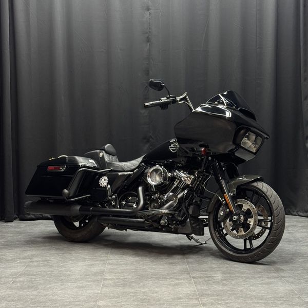 二手哈雷戴维森公路滑翔 Road Glide