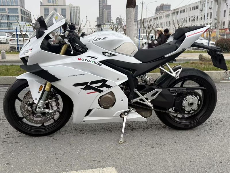 二手张雪机车500RR