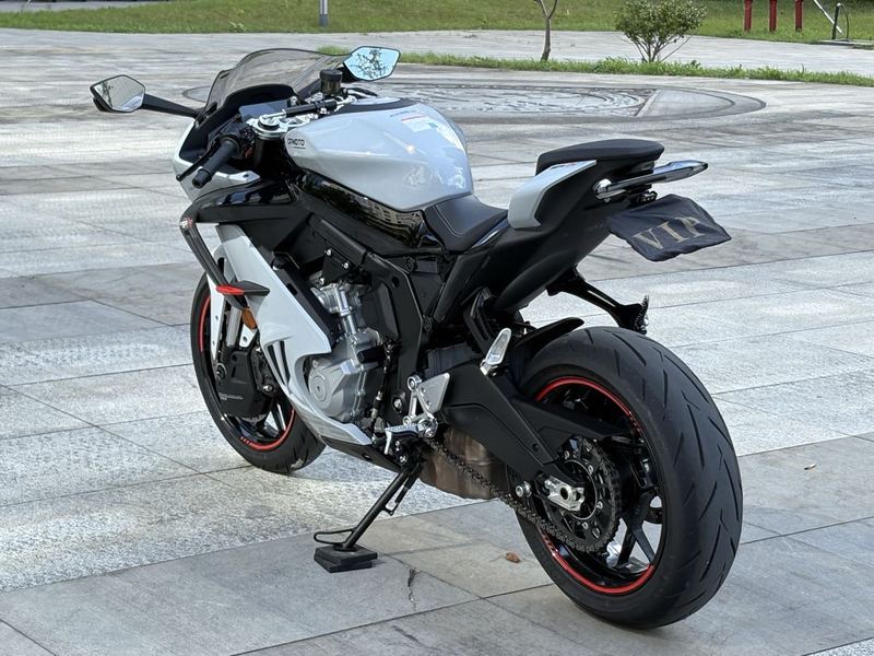 二手春风675SR-R