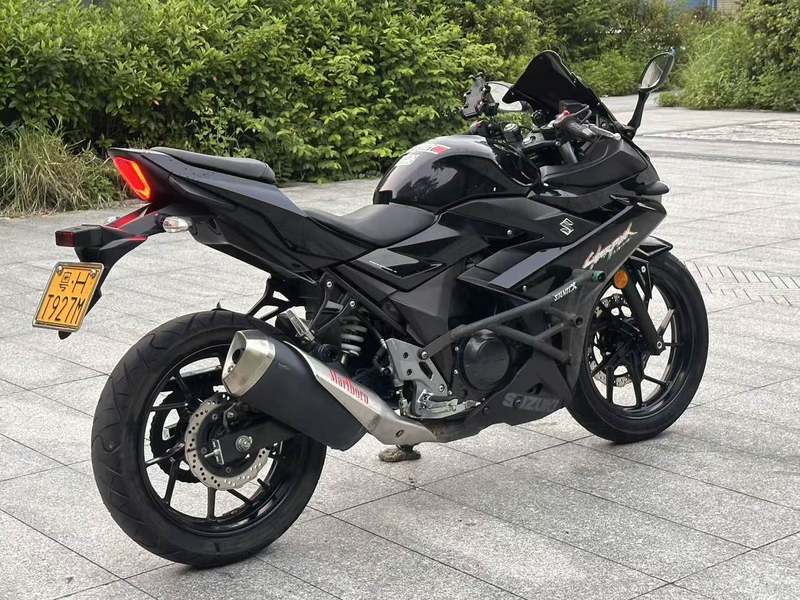 二手豪爵铃木GSX250R