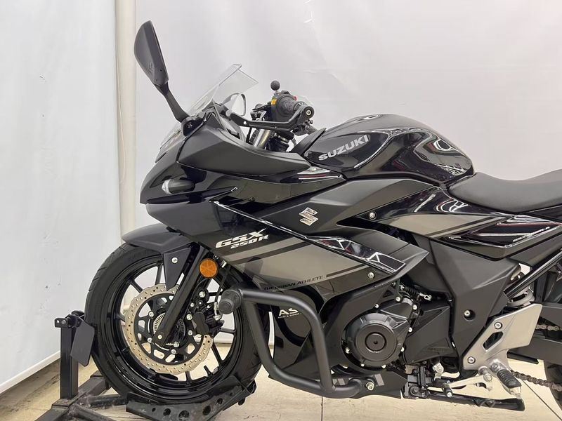 二手豪爵铃木GSX250R
