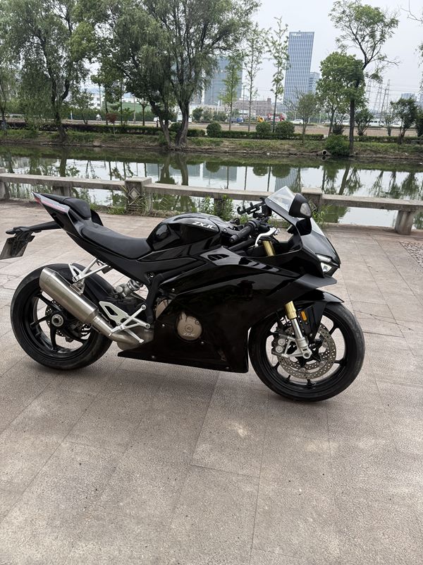 二手张雪机车500RR