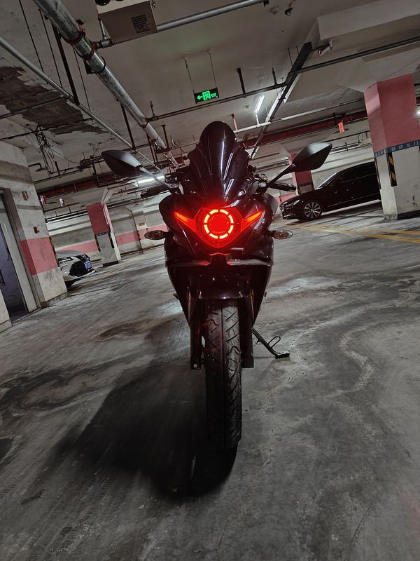 二手豪爵铃木GSX250R