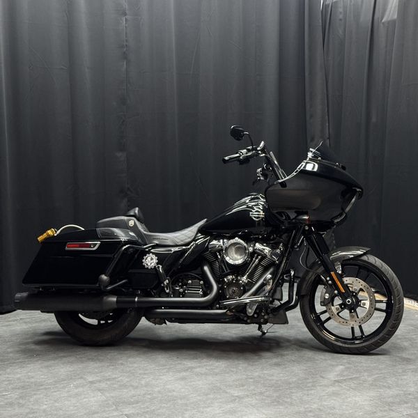 二手哈雷戴维森公路滑翔 Road Glide