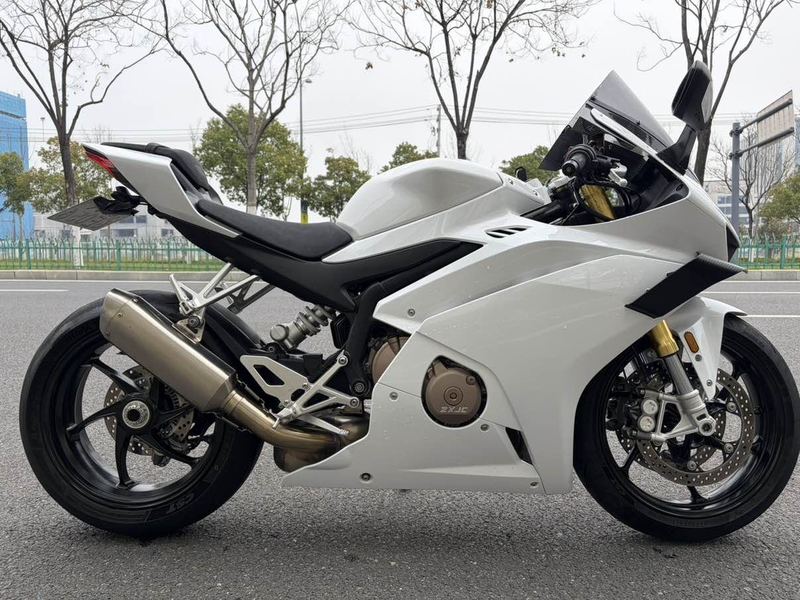 二手张雪机车500RR