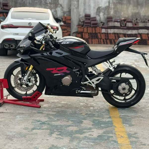 二手张雪机车500RR