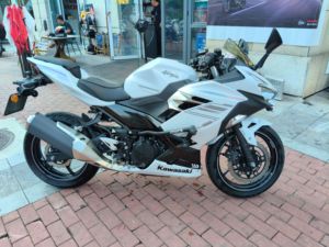 二手川崎Ninja 400