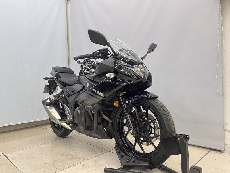 二手豪爵铃木GSX250R