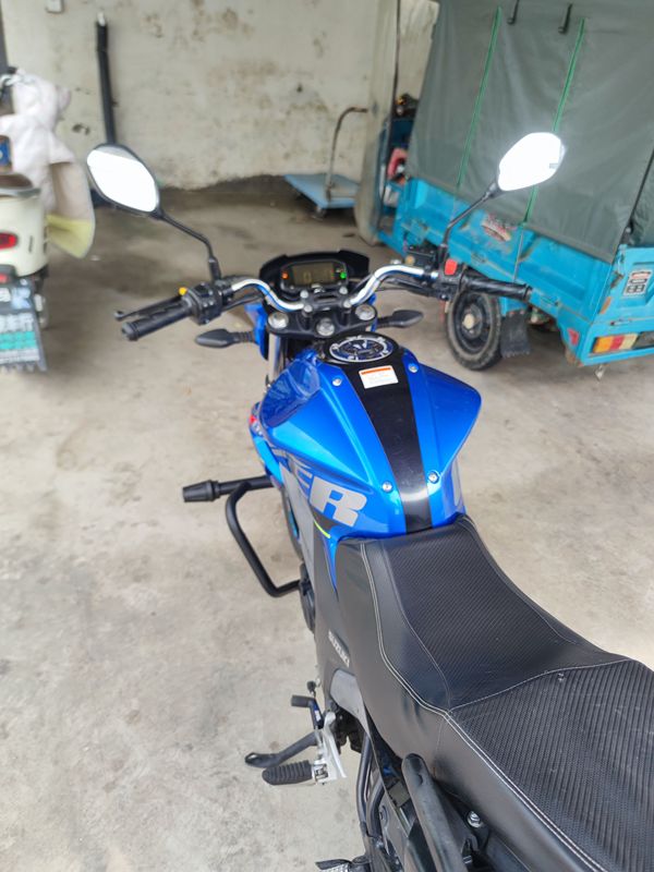 二手济南铃木极客飒 Gixxer 155 NK