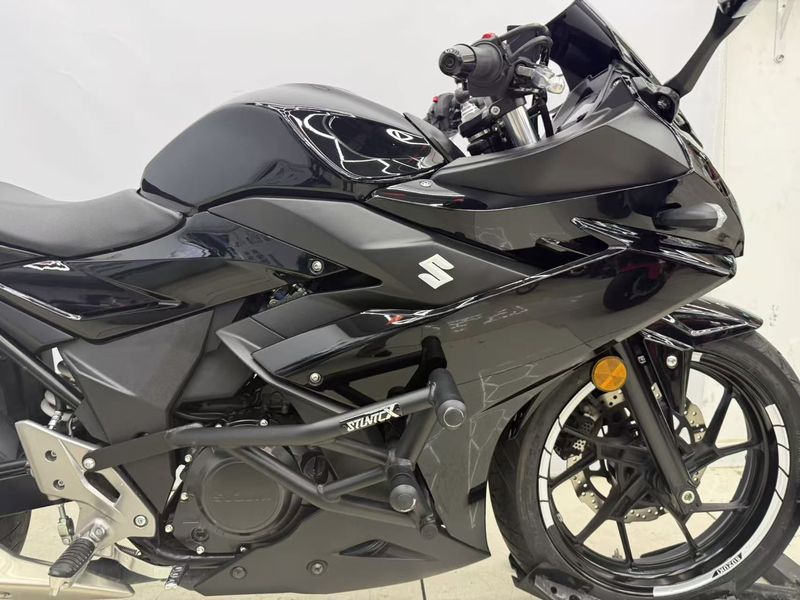 二手豪爵铃木GSX250R
