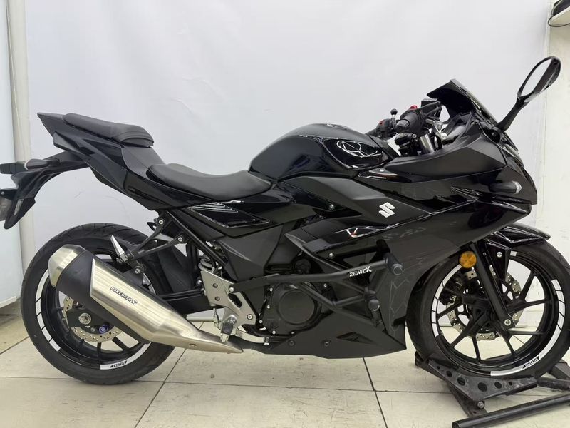 二手豪爵铃木GSX250R