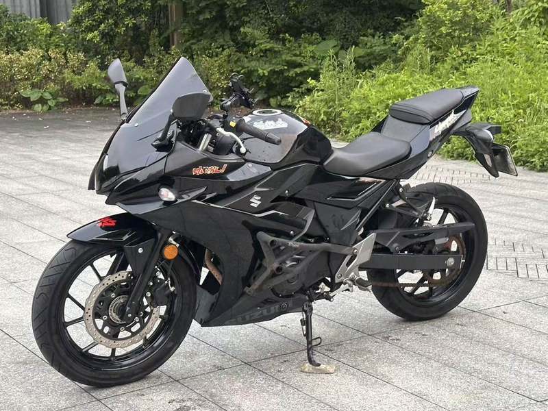 二手豪爵铃木GSX250R
