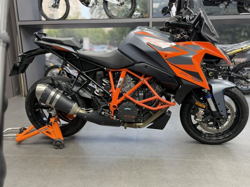 二手KTMR2R1290 Super Duke GT