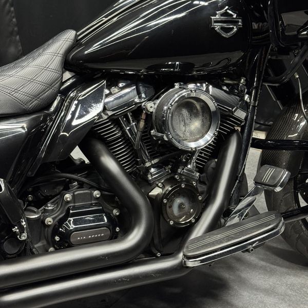 二手哈雷戴维森公路滑翔 Road Glide