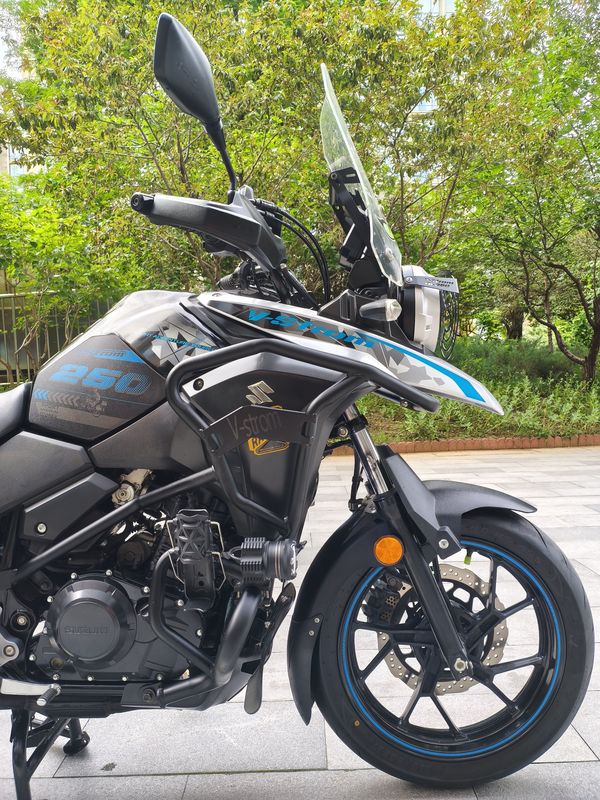 二手豪爵铃木DL250
