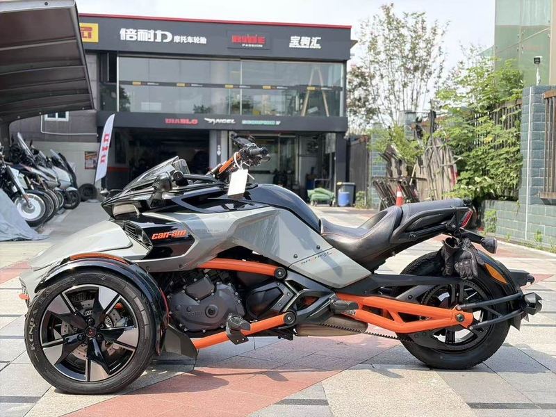 二手庞巴迪Spyder F3 