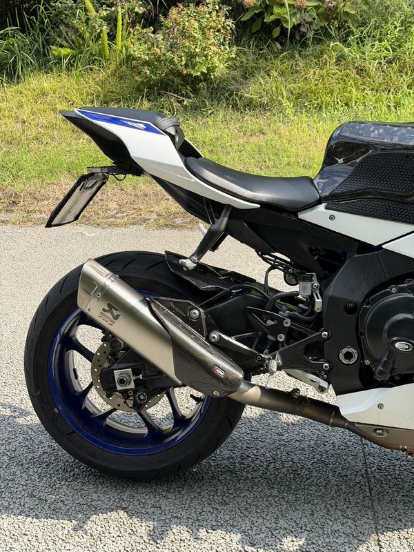 二手雅马哈YZF-R1
