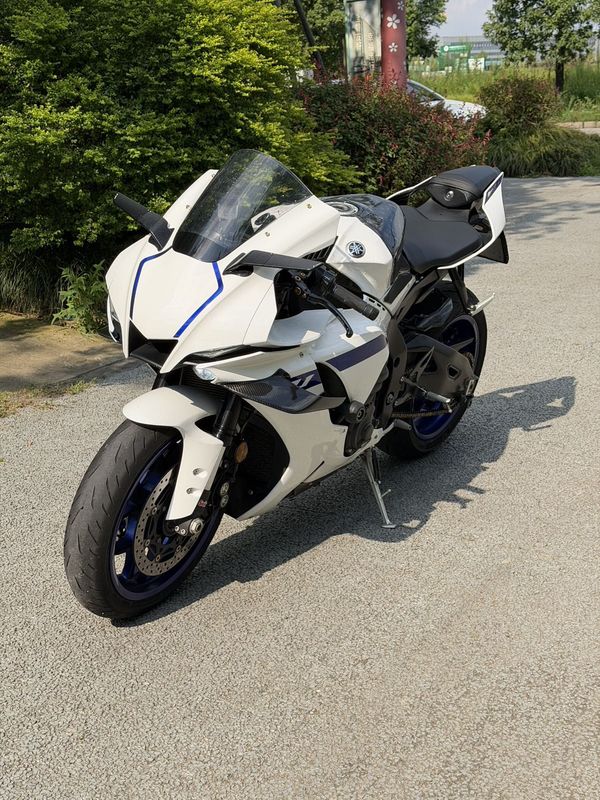 二手雅马哈YZF-R1