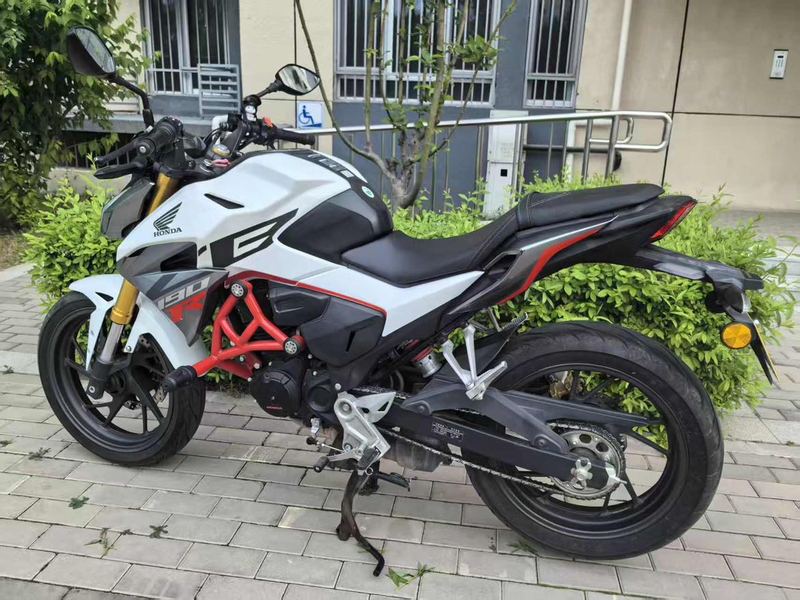 二手五羊本田CB190R 暴锋眼