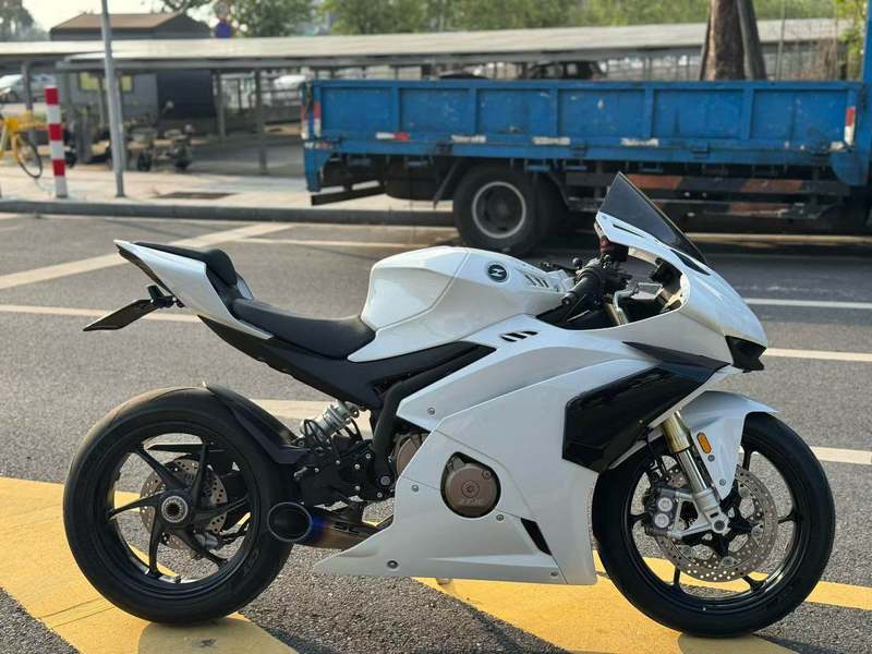 二手张雪机车500RR