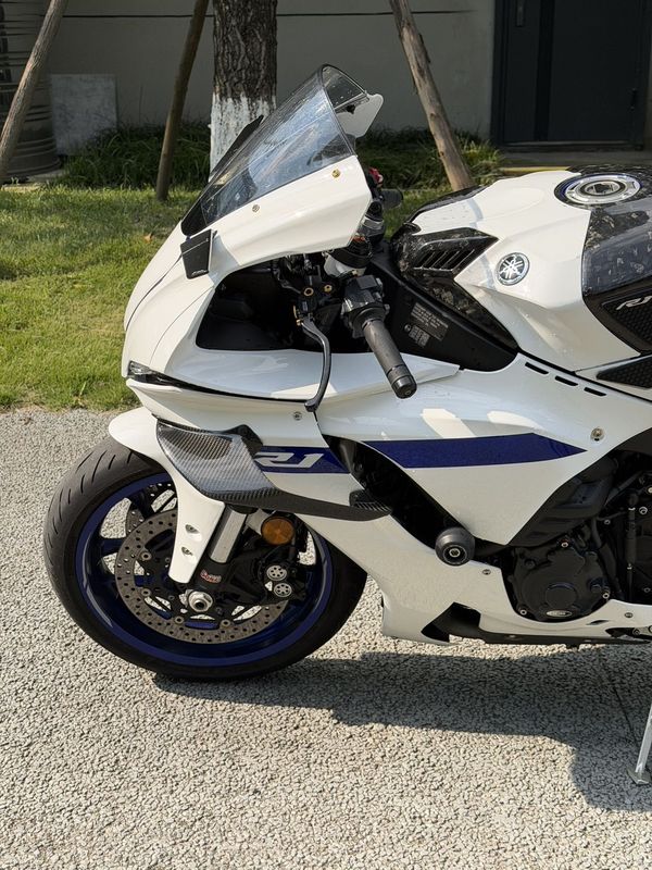 二手雅马哈YZF-R1