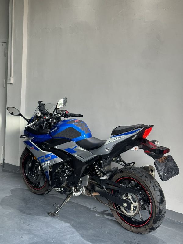 二手豪爵铃木GSX250R