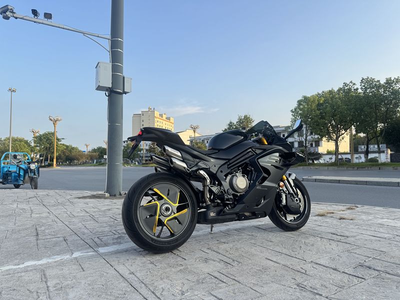 二手春风750SR-S
