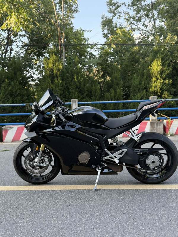 二手张雪机车500RR