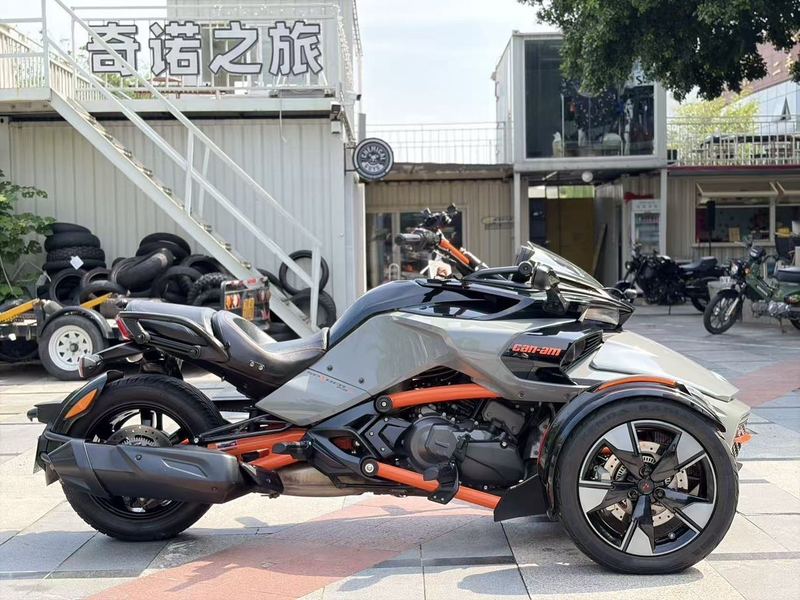 二手庞巴迪Spyder F3 